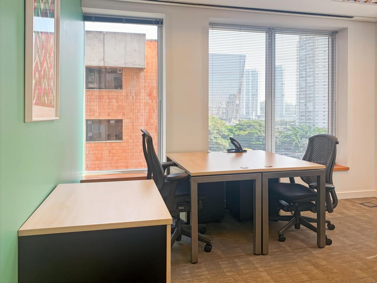 Escritório para alugar para 5 pessoas em Regus SAO PAULO, Chacara Santo Antonio, Alexandre Dumas
