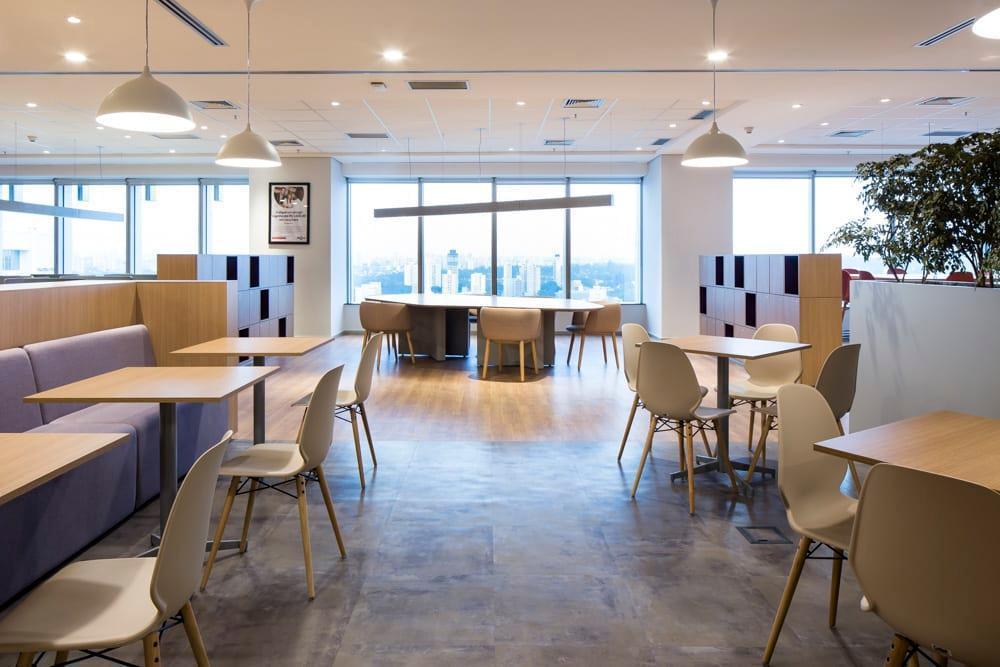 Alugue um escritório de grande dimensão para 20 pessoas em Regus EZ Tower