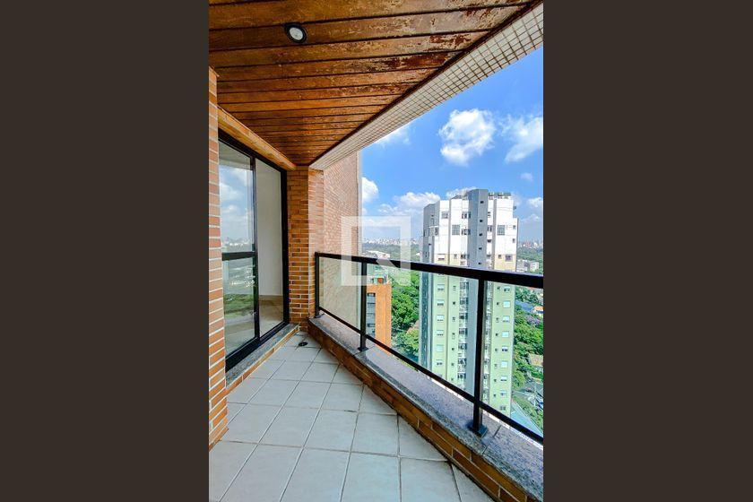 Apartamento à Venda – Vila Mariana, 6 Quartos, 218 m² – São Paulo