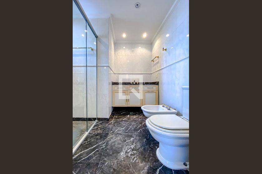 Apartamento à Venda – Vila Mariana, 6 Quartos, 218 m² – São Paulo