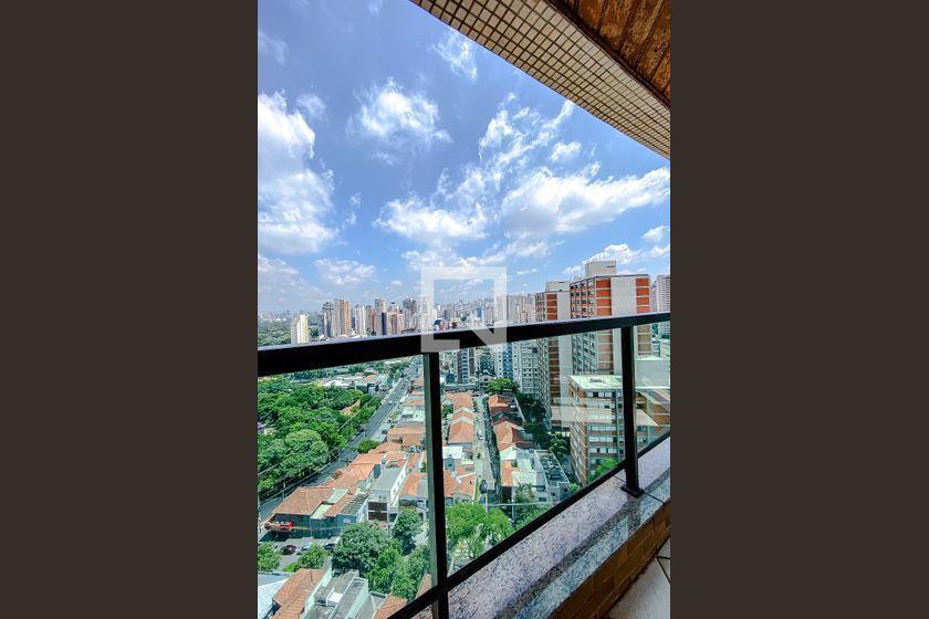 Apartamento à Venda – Vila Mariana, 6 Quartos, 218 m² – São Paulo