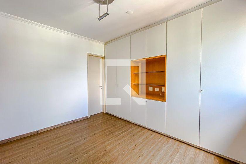 Apartamento à Venda – Vila Mariana, 6 Quartos, 218 m² – São Paulo