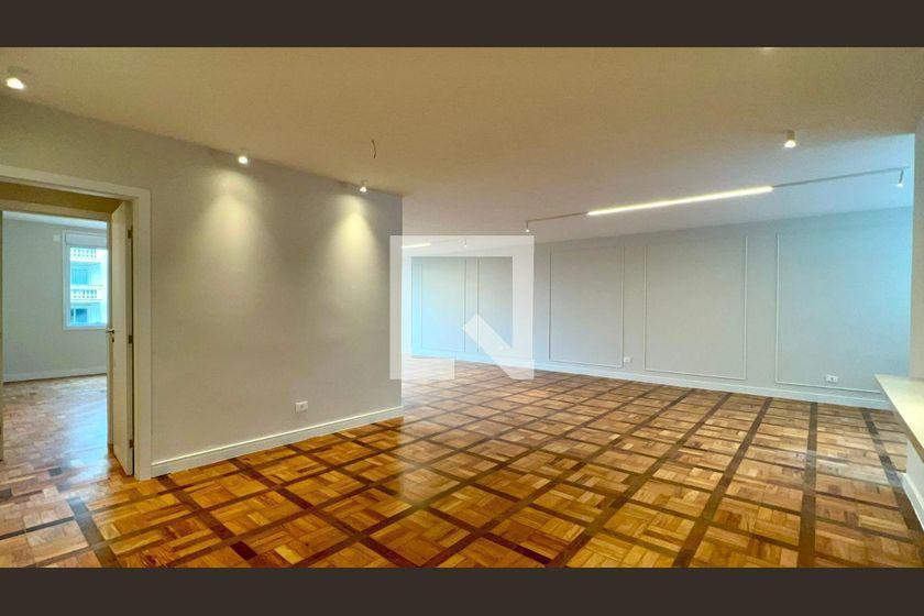 Apartamento à Venda – Jardim Paulista, 3 Quartos, 212 m² – São Paulo