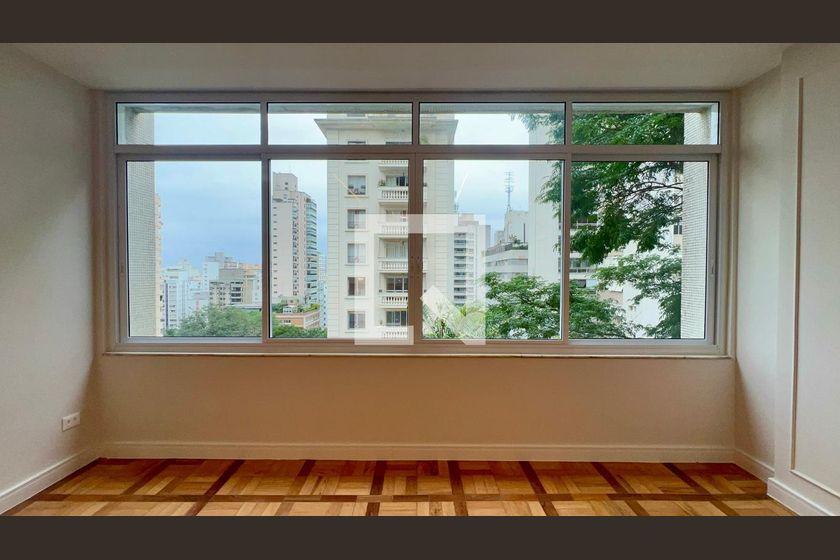 Apartamento à Venda – Jardim Paulista, 3 Quartos, 212 m² – São Paulo