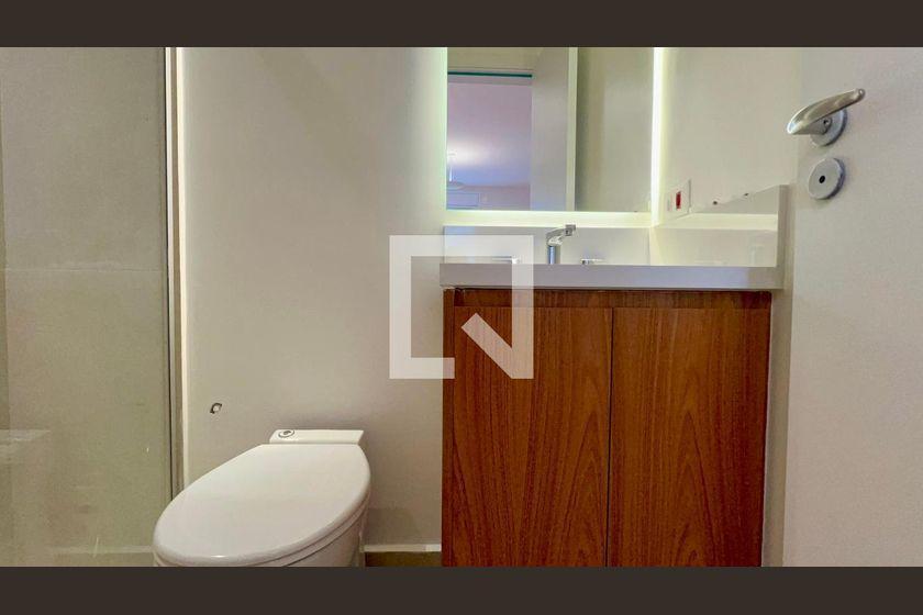 Apartamento à Venda – Jardim Paulista, 3 Quartos, 212 m² – São Paulo