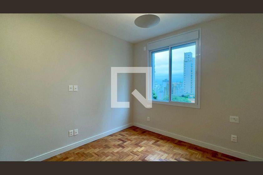 Apartamento à Venda – Jardim Paulista, 3 Quartos, 212 m² – São Paulo