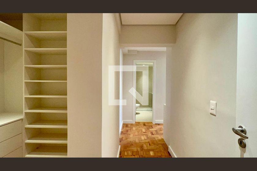Apartamento à Venda – Jardim Paulista, 3 Quartos, 212 m² – São Paulo