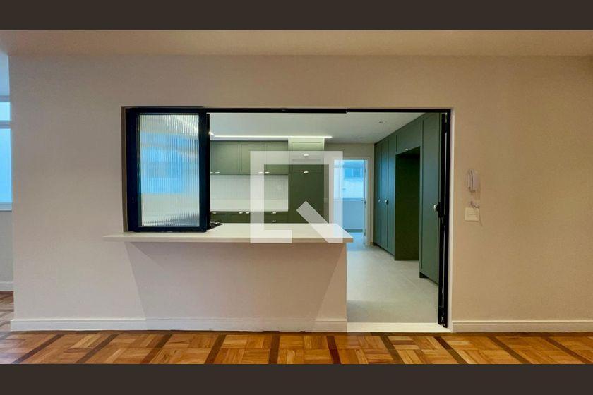 Apartamento à Venda – Jardim Paulista, 3 Quartos, 212 m² – São Paulo