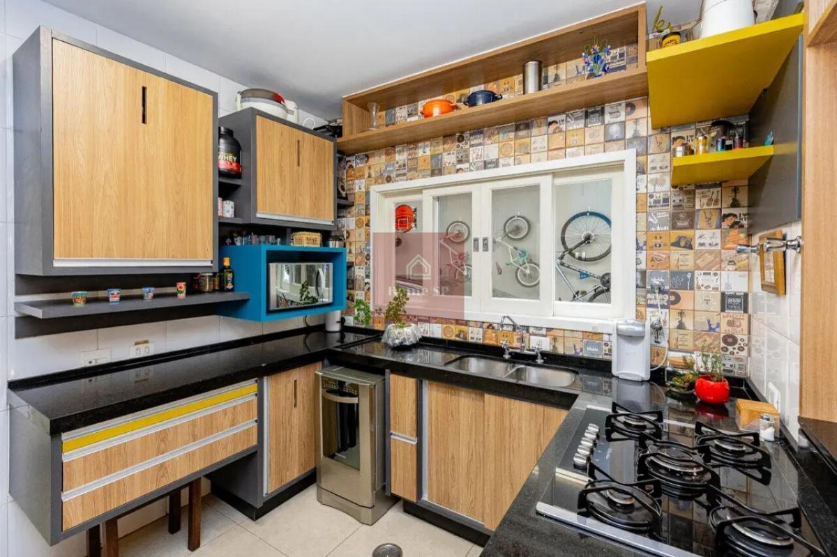 Casa em condomínio à venda Alto da Boa Vista 4 suítes 2 vagas 247 m2
