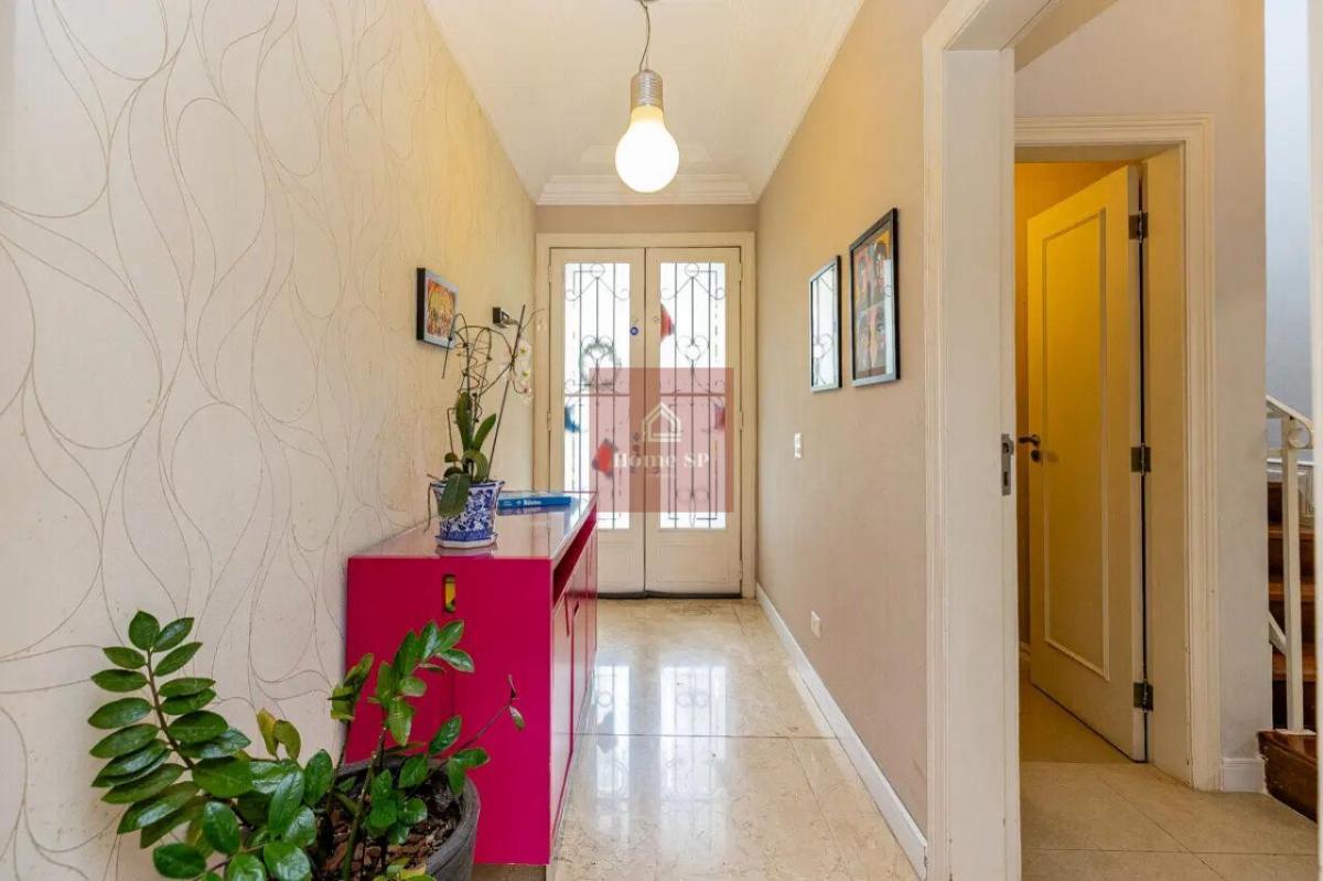 Casa em condomínio à venda Alto da Boa Vista 4 suítes 2 vagas 247 m2