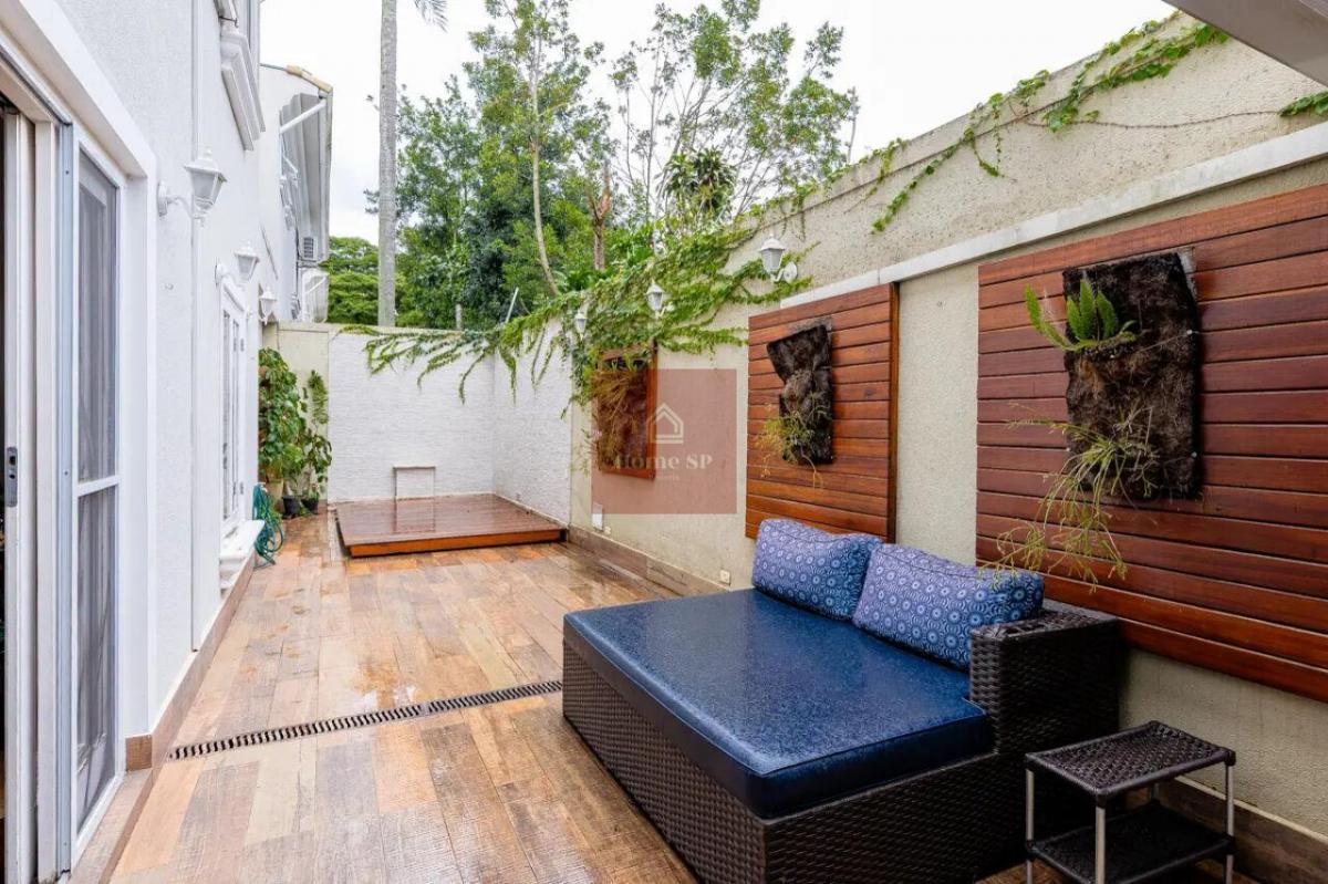 Casa em condomínio à venda Alto da Boa Vista 4 suítes 2 vagas 247 m2