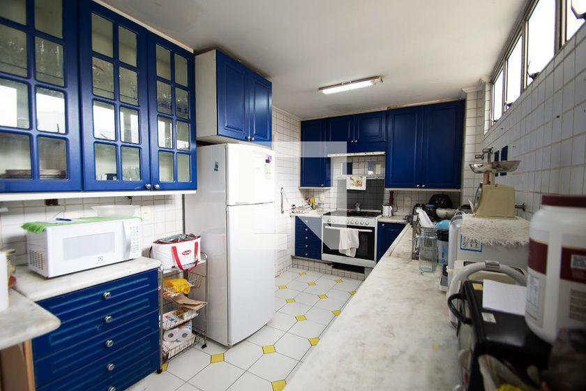 Apartamento à Venda – Jardim Europa, 3 Quartos, 170 m² – São Paulo