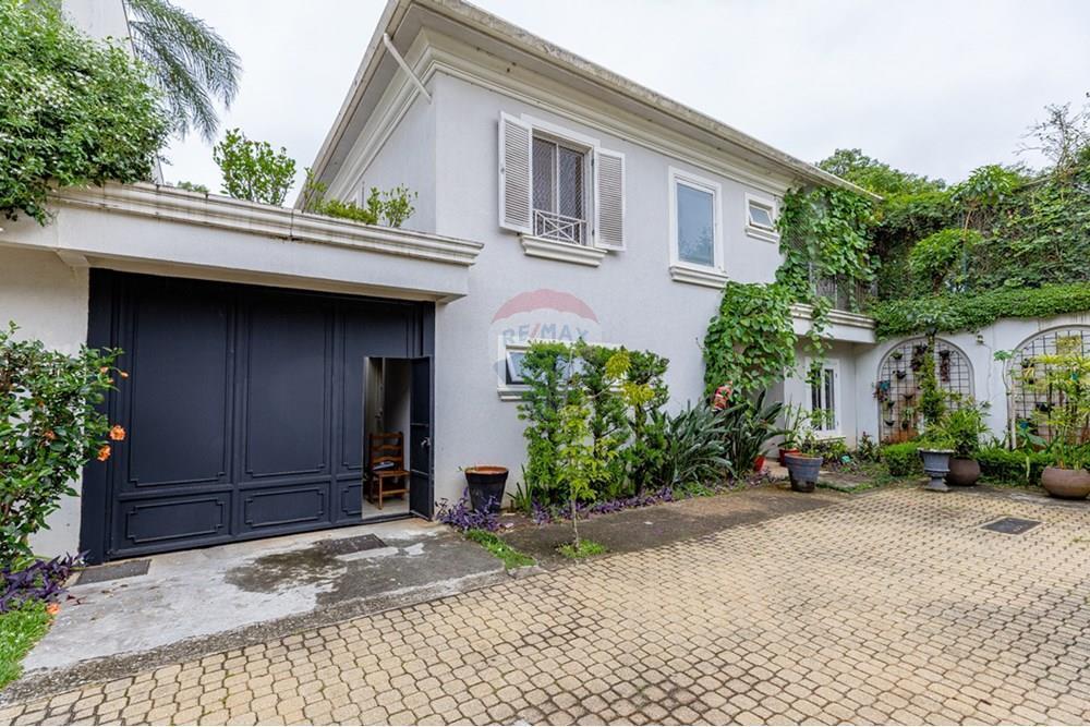 CASA DE CONDOMÍNIO NO ALTO DA BOA VISTA (JARDIM CORDEIRO) -4 QUARTOS – 247 m2