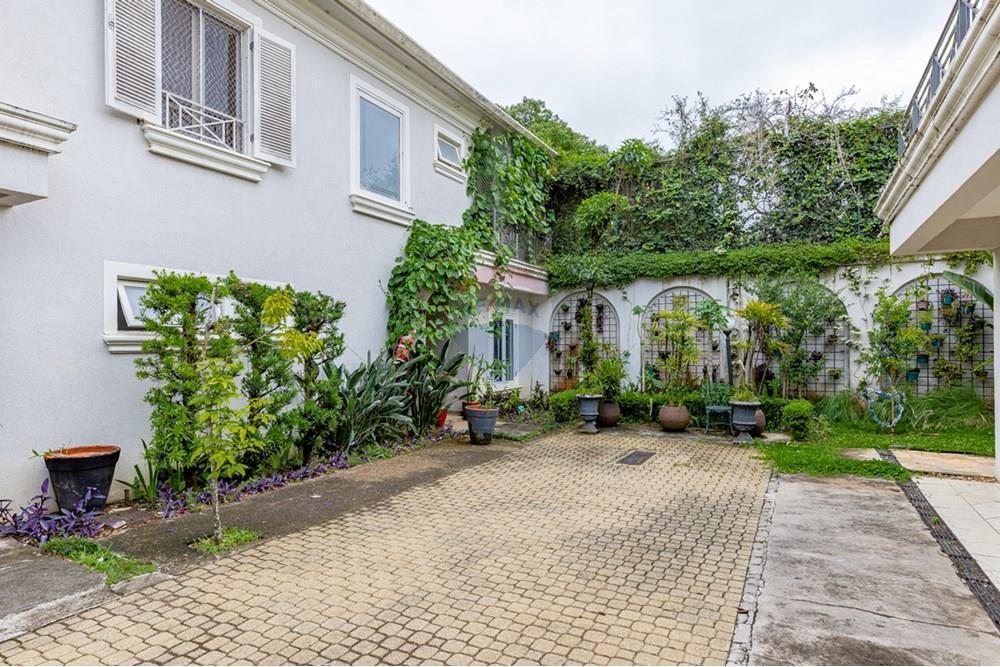 CASA DE CONDOMÍNIO NO ALTO DA BOA VISTA (JARDIM CORDEIRO) -4 QUARTOS – 247 m2