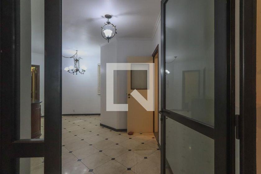 Apartamento à Venda – Itaim Bibi, 5 Quartos, 182 m² – São Paulo