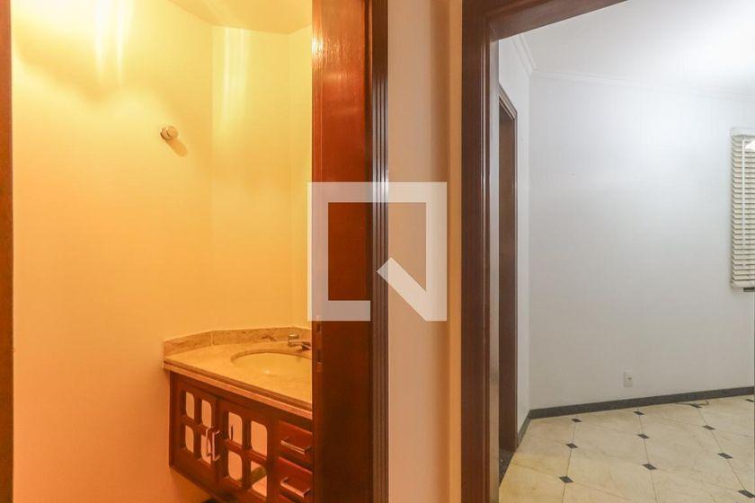 Apartamento à Venda – Itaim Bibi, 5 Quartos, 182 m² – São Paulo