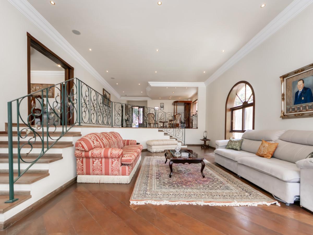 Funcional casa tipo para venda em Alto Da Boa Vista com 4 quartos, sendo 4 suítes, 788m²