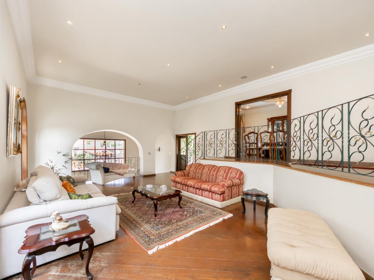 Funcional casa tipo para venda em Alto Da Boa Vista com 4 quartos, sendo 4 suítes, 788m²