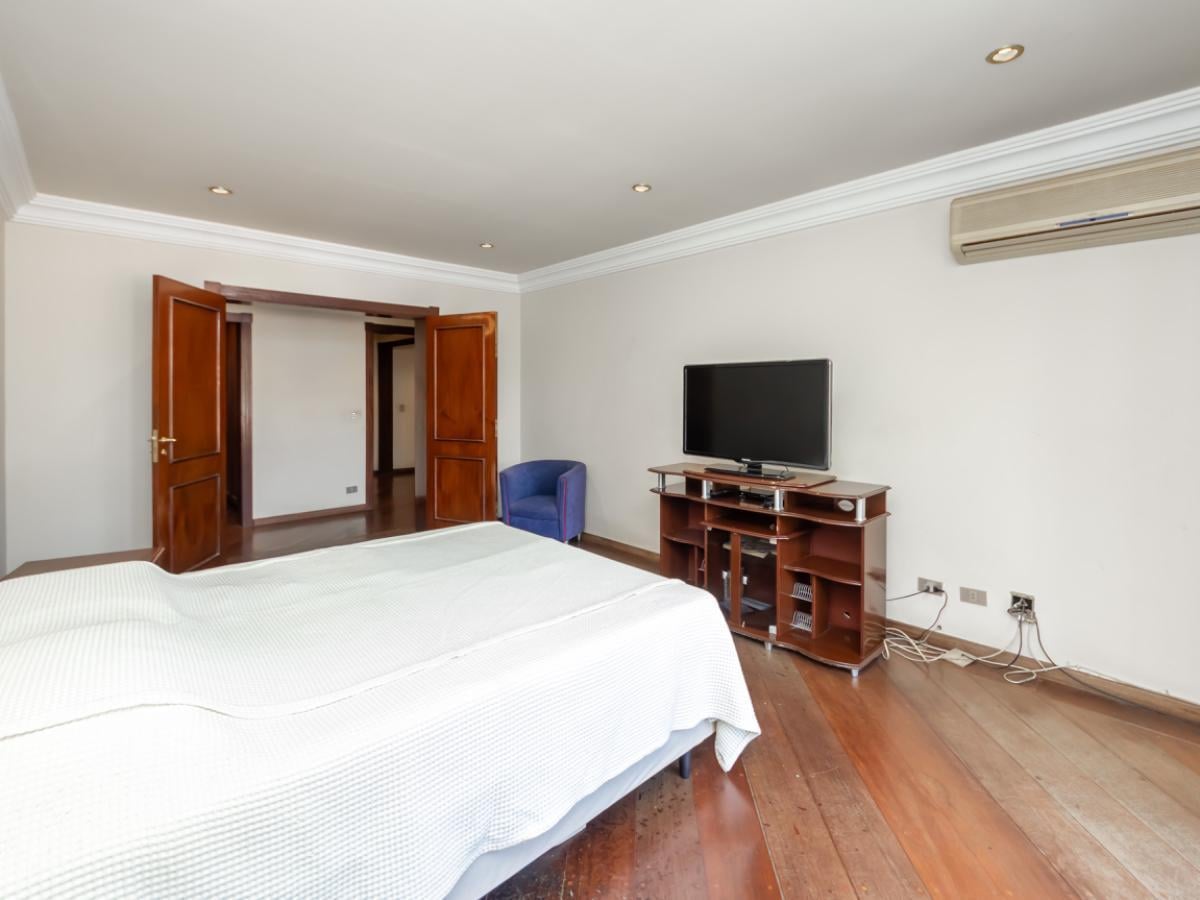 Funcional casa tipo para venda em Alto Da Boa Vista com 4 quartos, sendo 4 suítes, 788m²