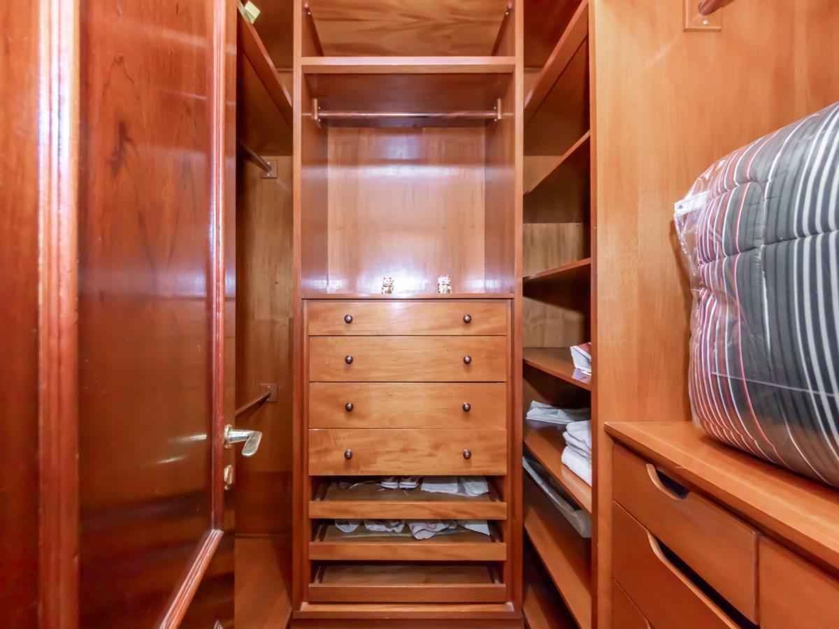 Funcional casa tipo para venda em Alto Da Boa Vista com 4 quartos, sendo 4 suítes, 788m²