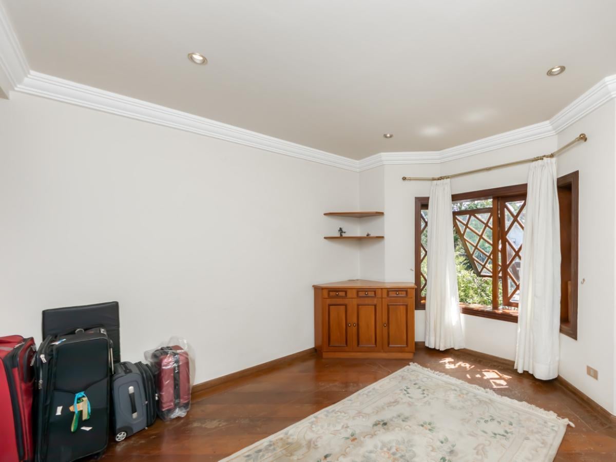 Funcional casa tipo para venda em Alto Da Boa Vista com 4 quartos, sendo 4 suítes, 788m²