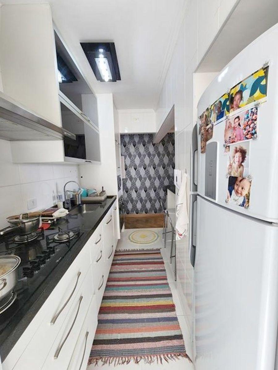 Apartamento reformado, 75m², 02 vagas, suíte – Butantã