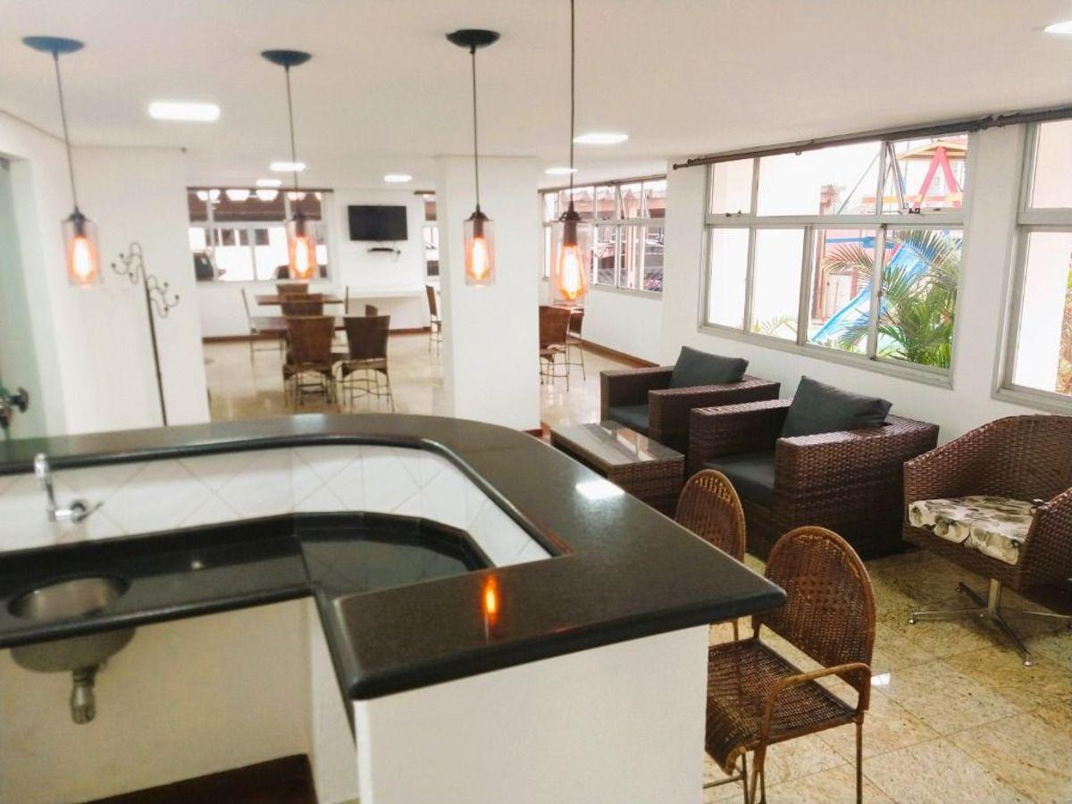 Apartamento reformado, 75m², 02 vagas, suíte – Butantã