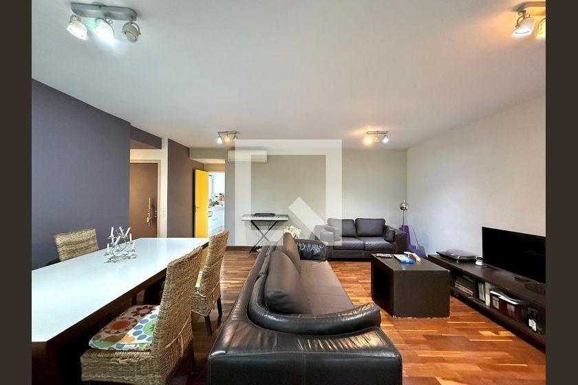 Apartamento à Venda – Campo Belo, 3 Quartos, 180 m² – São Paulo