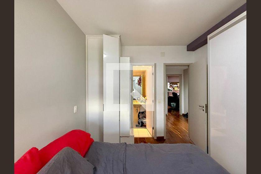 Apartamento à Venda – Campo Belo, 3 Quartos, 180 m² – São Paulo