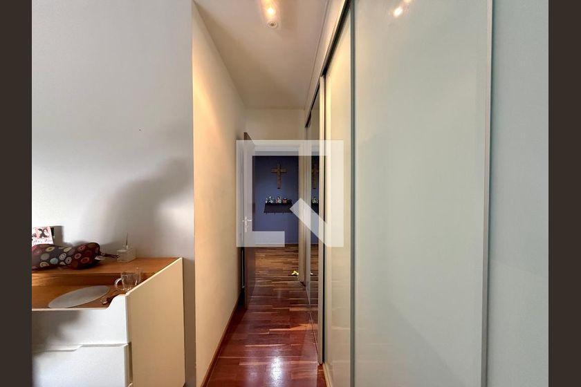 Apartamento à Venda – Campo Belo, 3 Quartos, 180 m² – São Paulo