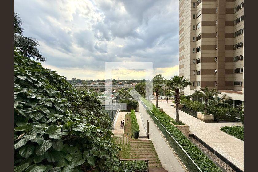 Apartamento à Venda – Campo Belo, 3 Quartos, 180 m² – São Paulo