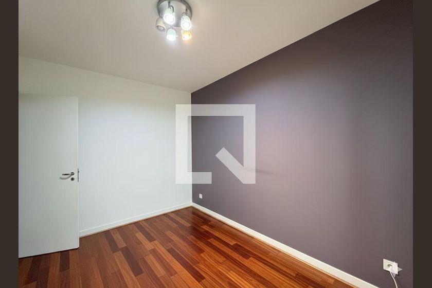 Apartamento à Venda – Campo Belo, 3 Quartos, 180 m² – São Paulo
