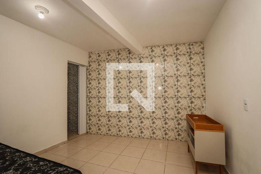 Casa à Venda – Jardim Miriam, 1 Quarto, 30 m² – São Paulo