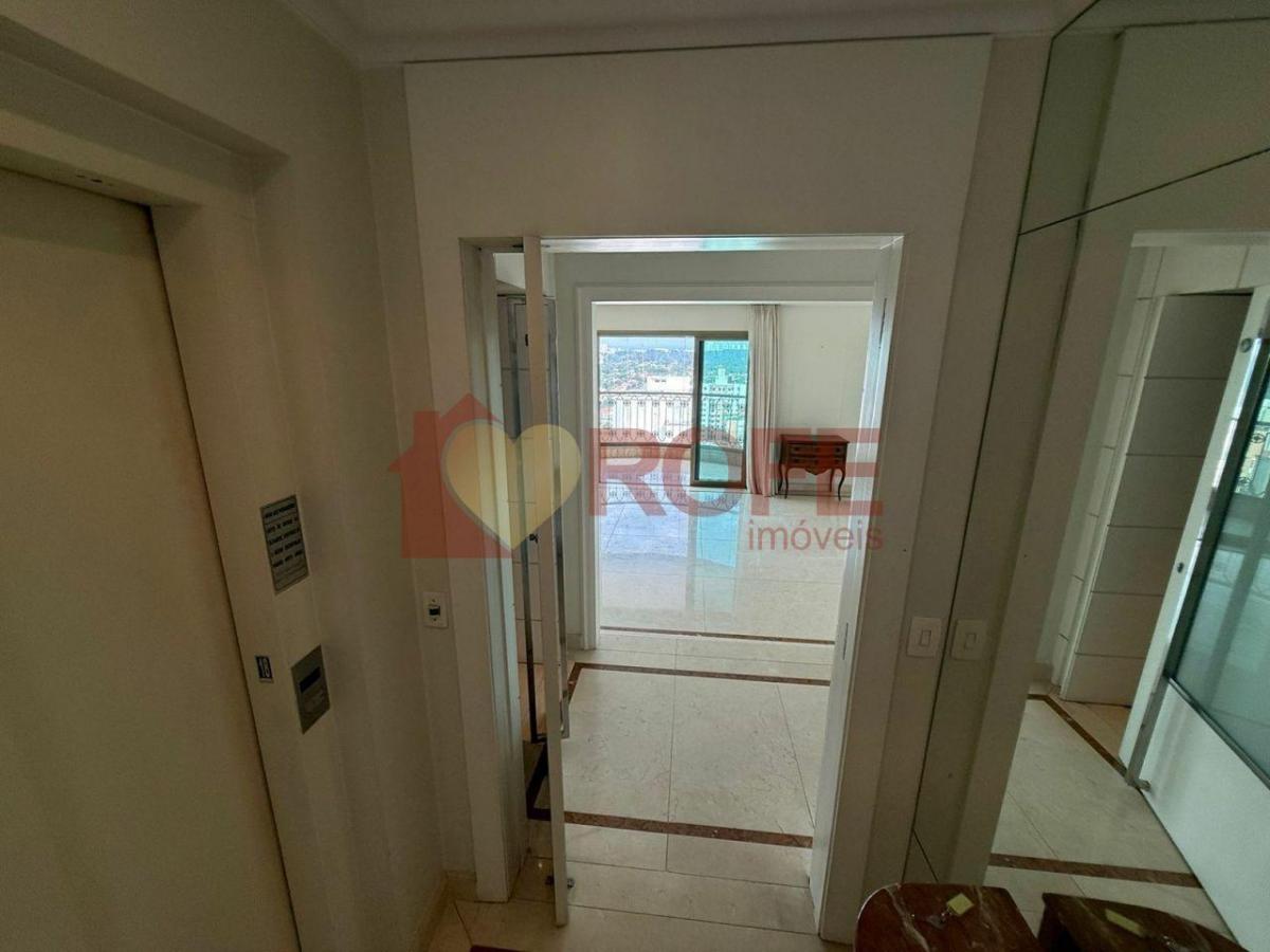 Apartamento à venda com 4 suítes e 4 vagas com carregador elétrico, 285m² – Campo Belo