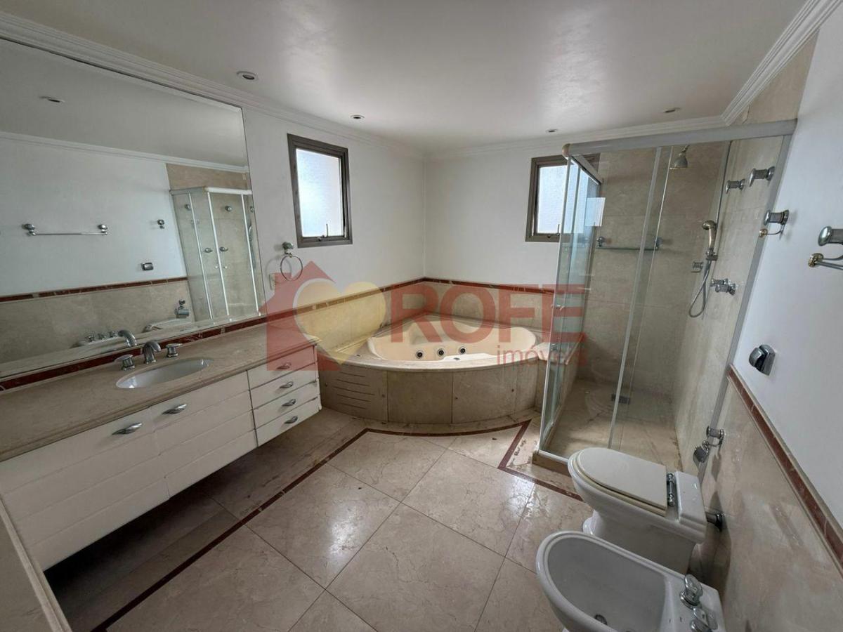 Apartamento à venda com 4 suítes e 4 vagas com carregador elétrico, 285m² – Campo Belo