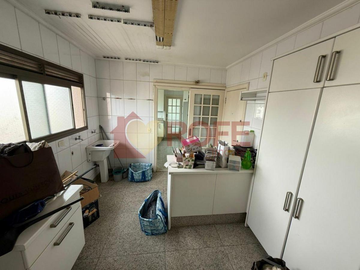 Apartamento à venda com 4 suítes e 4 vagas com carregador elétrico, 285m² – Campo Belo