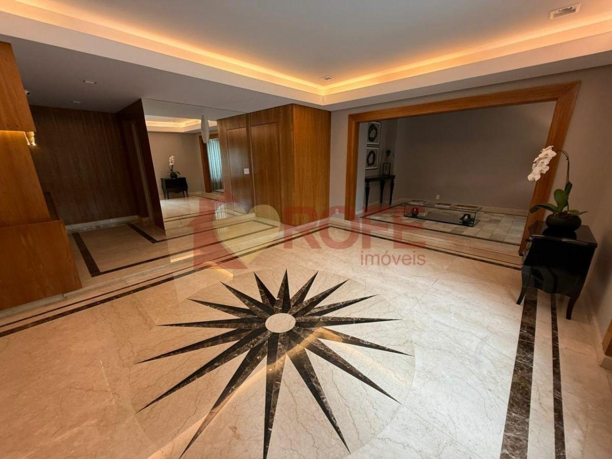 Apartamento à venda com 4 suítes e 4 vagas com carregador elétrico, 285m² – Campo Belo