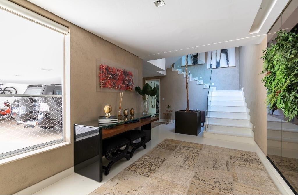 Casa em Condomínio 4 suítes 5 vagas a venda no Brooklin