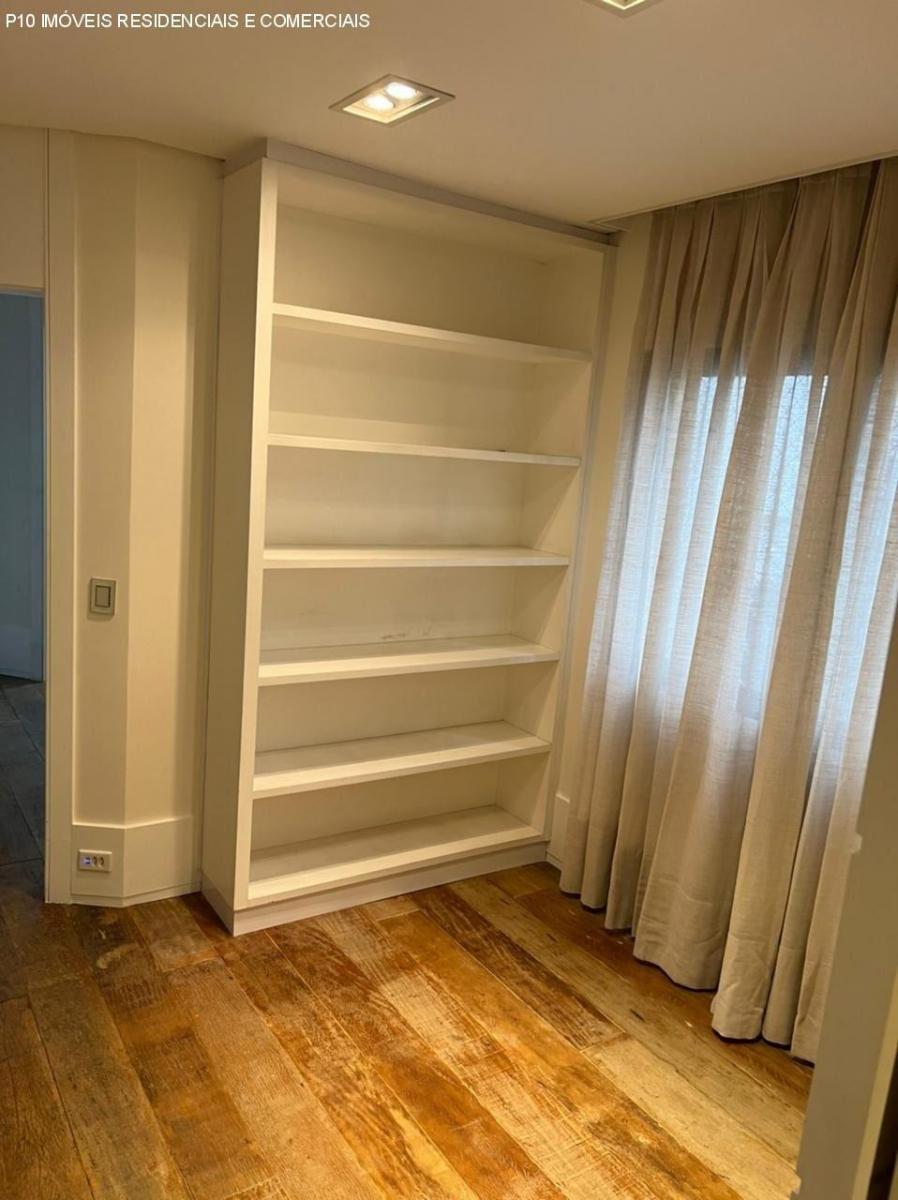 Apartamento com 3 suítes 3 vagas a venda no Itaim Bibi