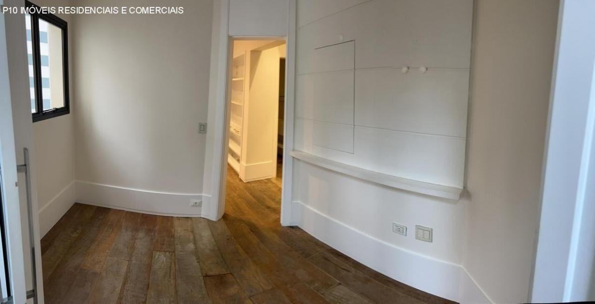 Apartamento com 3 suítes 3 vagas a venda no Itaim Bibi