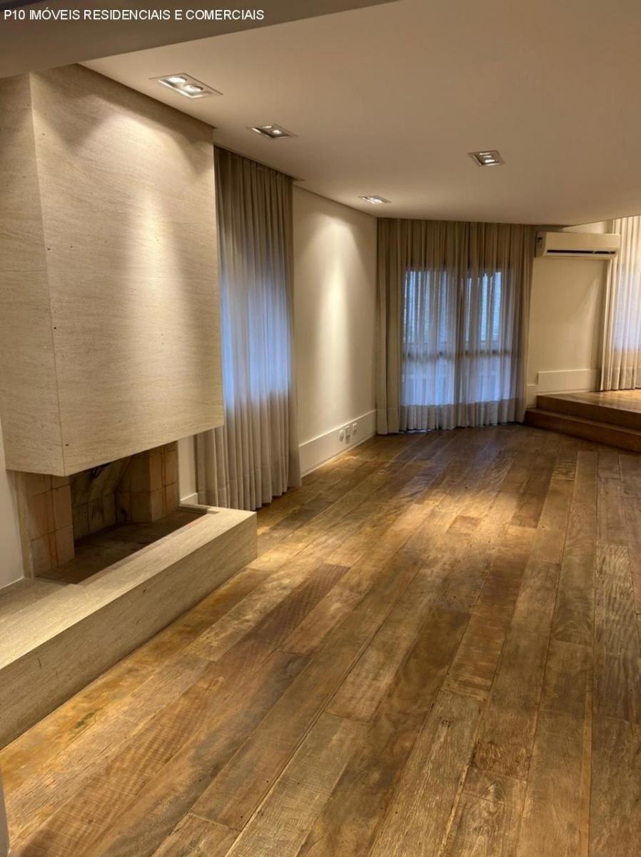 Apartamento com 3 suítes 3 vagas a venda no Itaim Bibi