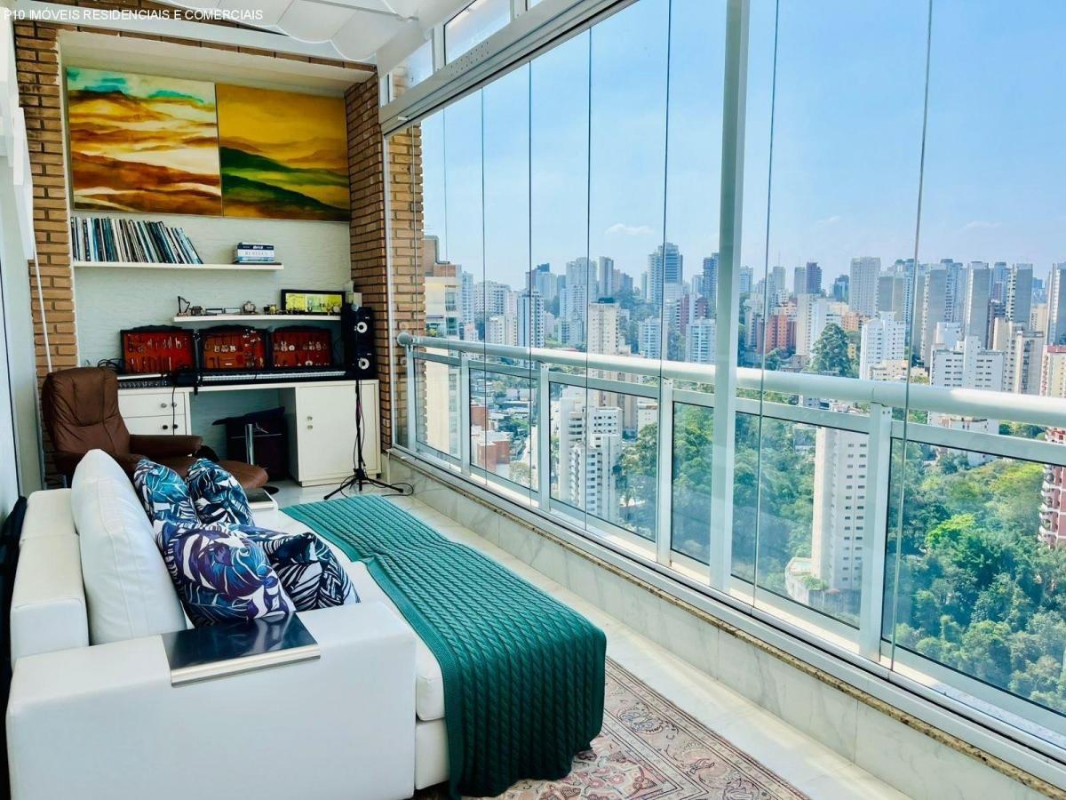 Cobertura Duplex com 4 suítes 4 vagas a venda no Panamby