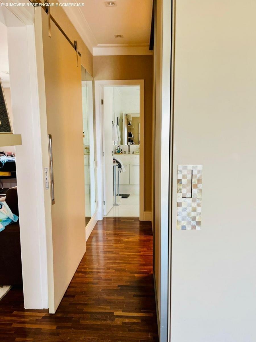 Cobertura Duplex com 4 suítes 4 vagas a venda no Panamby