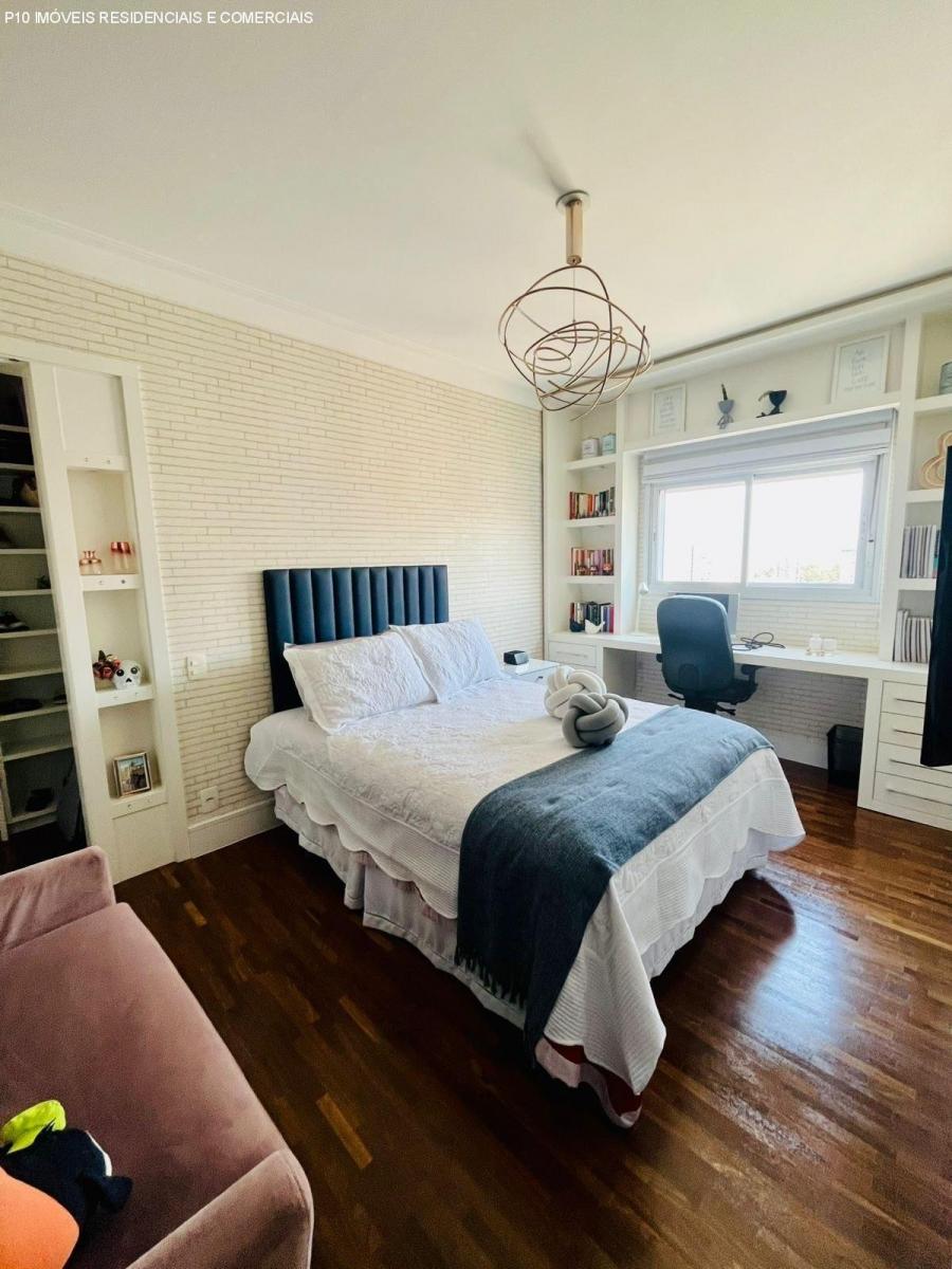 Cobertura Duplex com 4 suítes 4 vagas a venda no Panamby