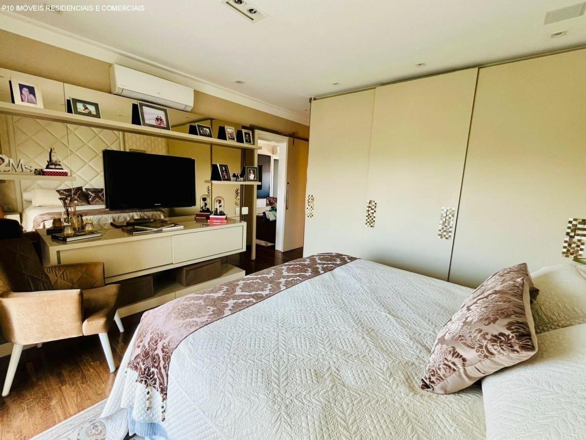 Cobertura Duplex com 4 suítes 4 vagas a venda no Panamby