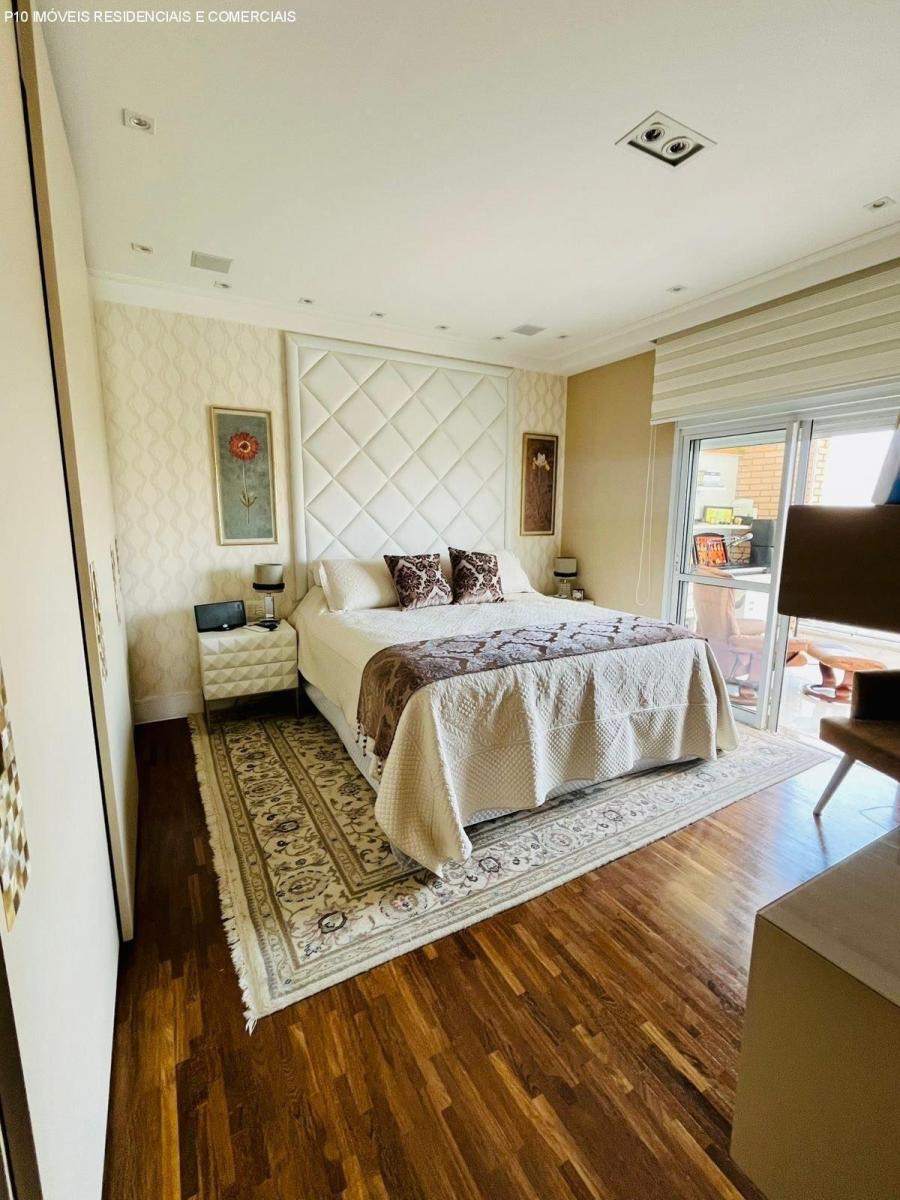 Cobertura Duplex com 4 suítes 4 vagas a venda no Panamby