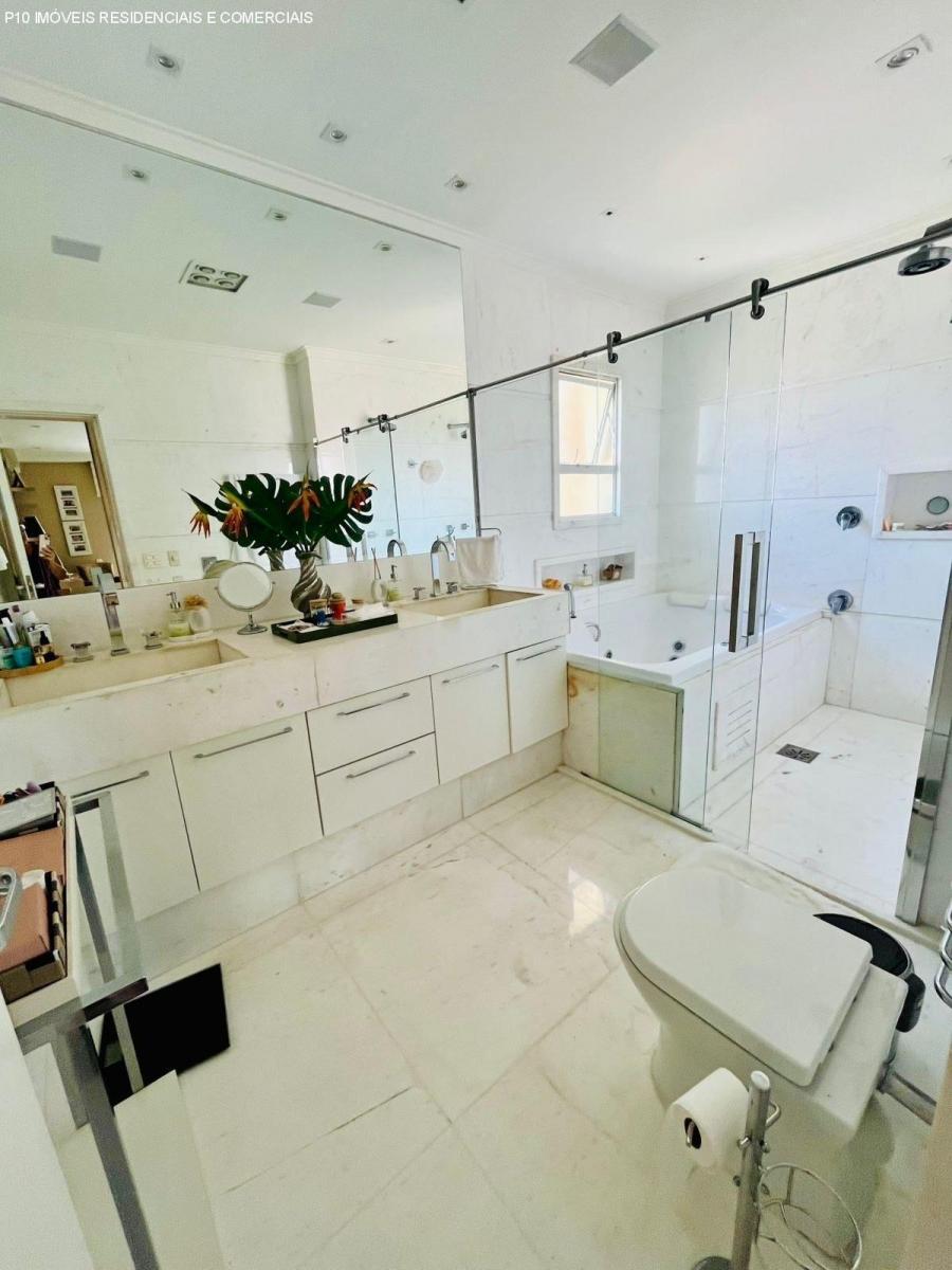 Cobertura Duplex com 4 suítes 4 vagas a venda no Panamby