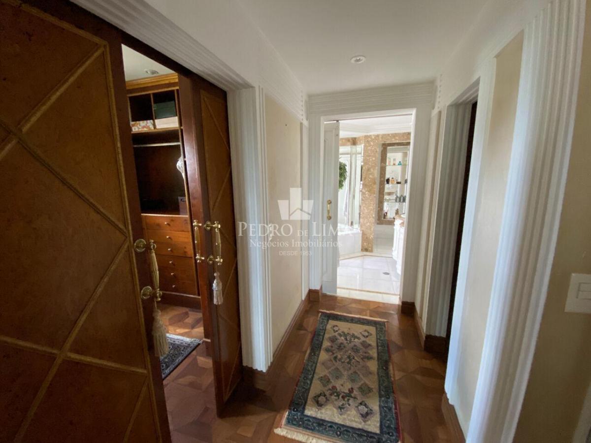 Apartamento 4 suítes e 5 vagas no Jardim Anália Franco – Condomínio Monte Verde