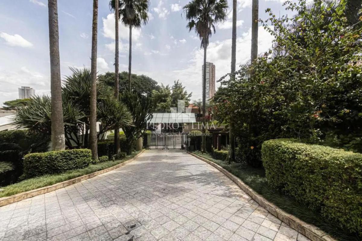 Apartamento 4 suítes e 5 vagas no Jardim Anália Franco – Condomínio Monte Verde