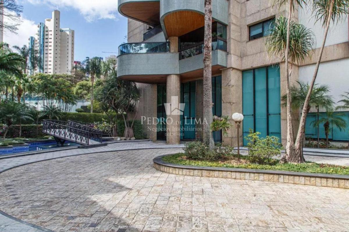 Apartamento 4 suítes e 5 vagas no Jardim Anália Franco – Condomínio Monte Verde